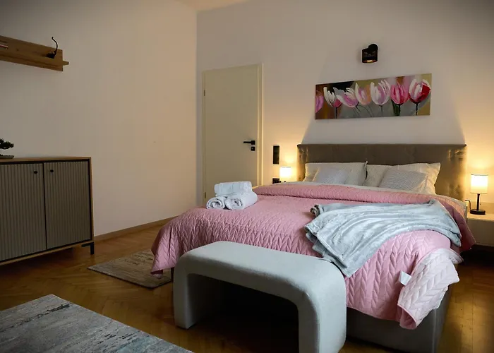 2m Апартаменти *